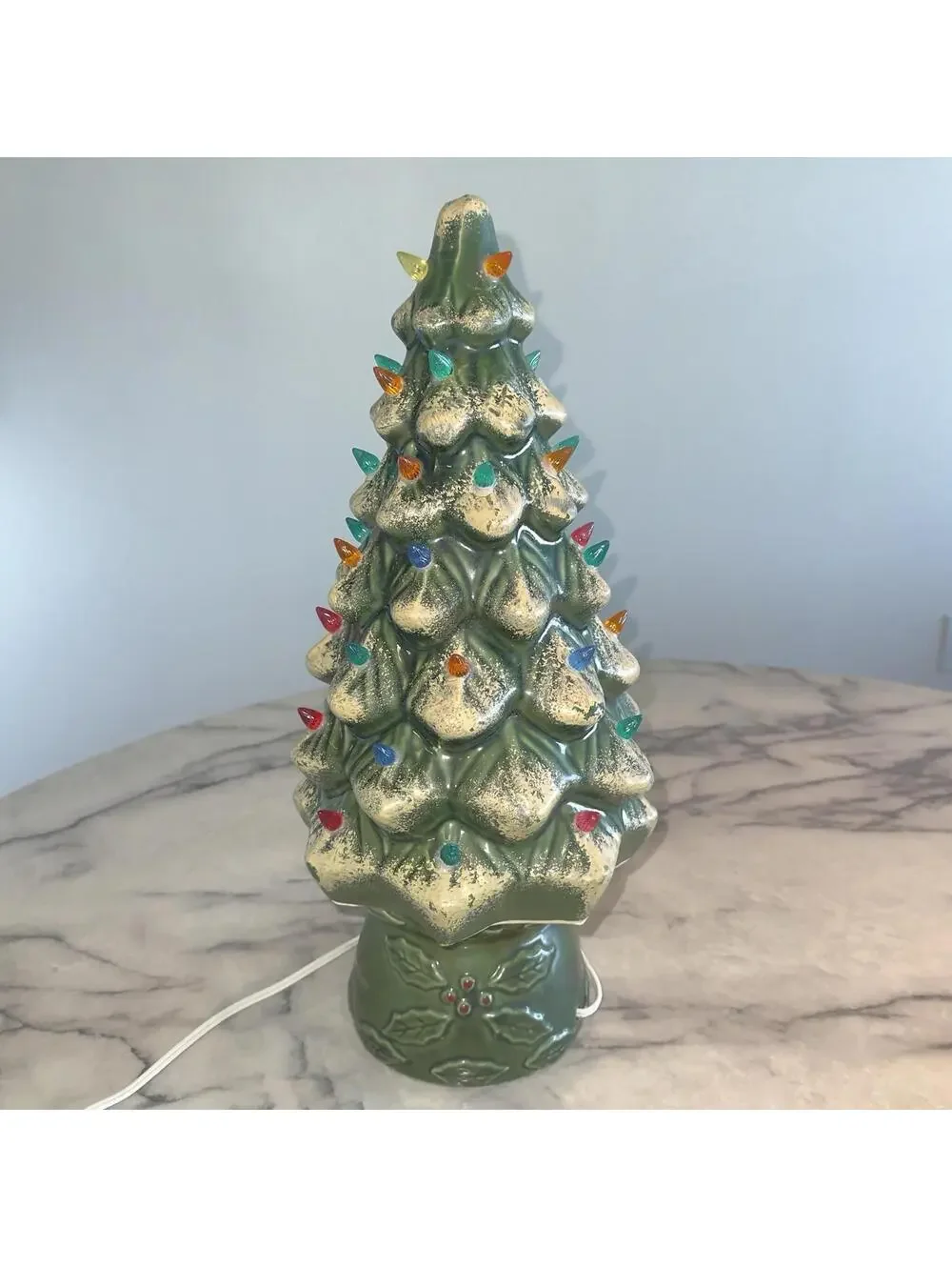 Ceramic Christmas Tree Lamp Lighted Pinecone Multi Pegs OG Vintage 18